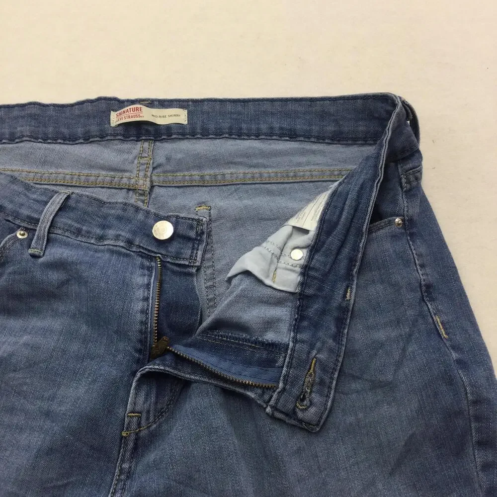 Signature by Levi Strauss brand signature